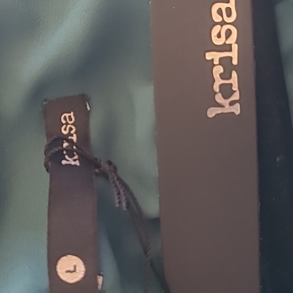 KRISA X REVOLVE Smocked Surplice Dress. Sold Out On Revolve. Size L NWT - Picture 4 of 4